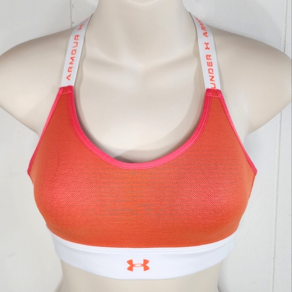 Under Armour Sweat Wicking Adjustable Strap Sports Bra - Picture 1 of 13